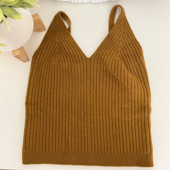 unknown Tops - Sold✨Mustard Ribbed crop top